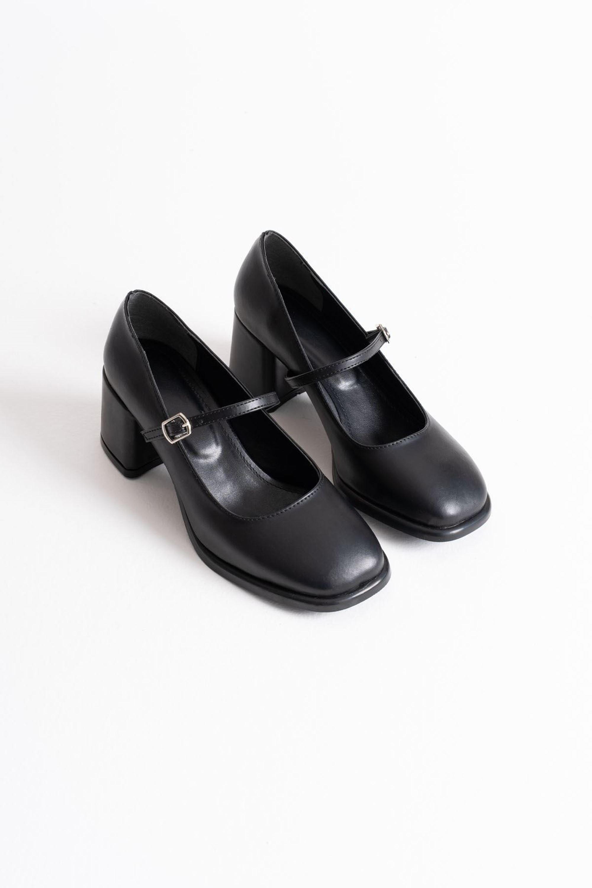 Ferosa Kadın Klasik Cilt Kalın Topuklu Ayakkabı - Siyah