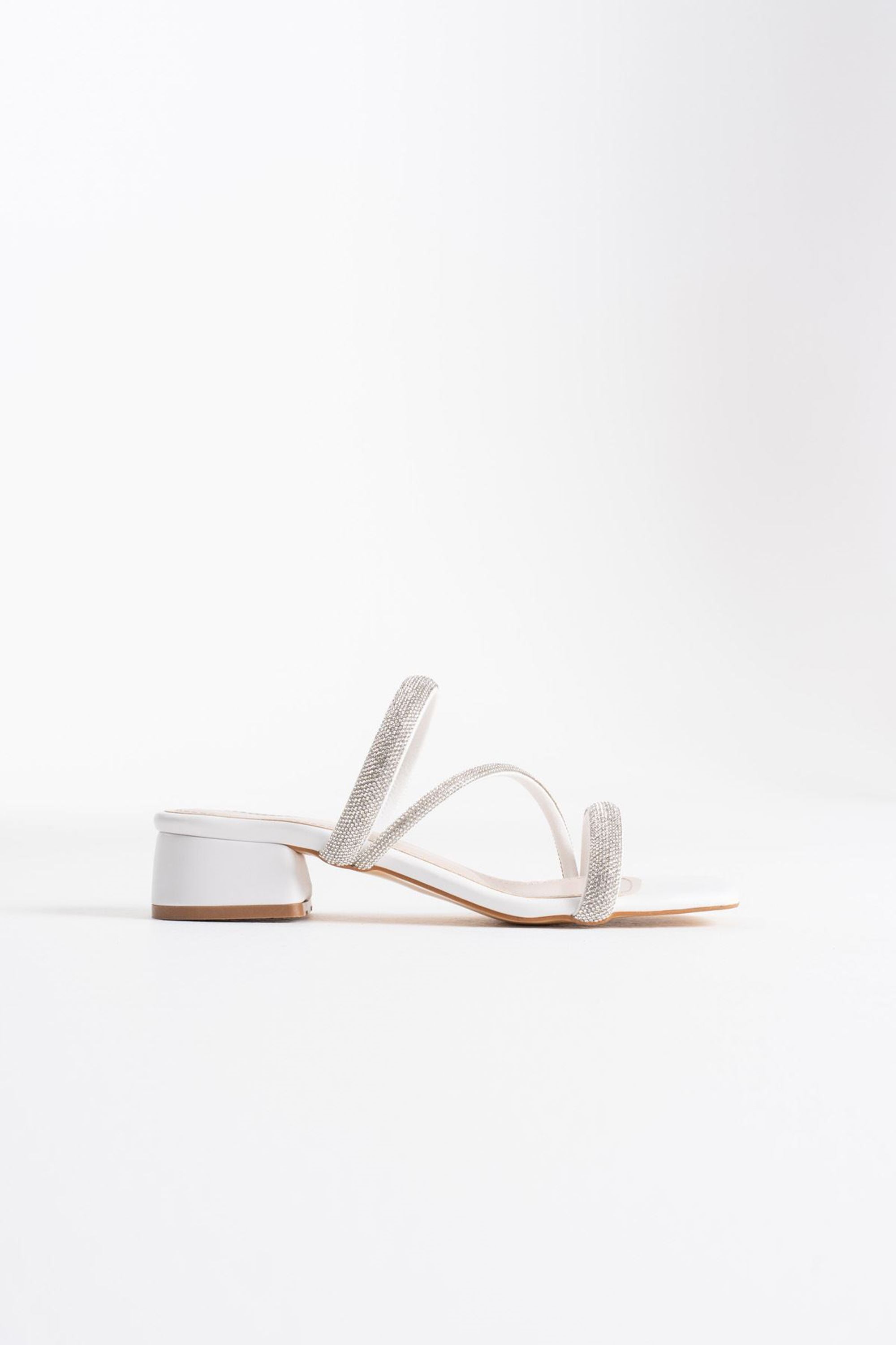 Lummie Kadın Taş Detaylı Şık Kalın Topuklu Terlik - Beyaz