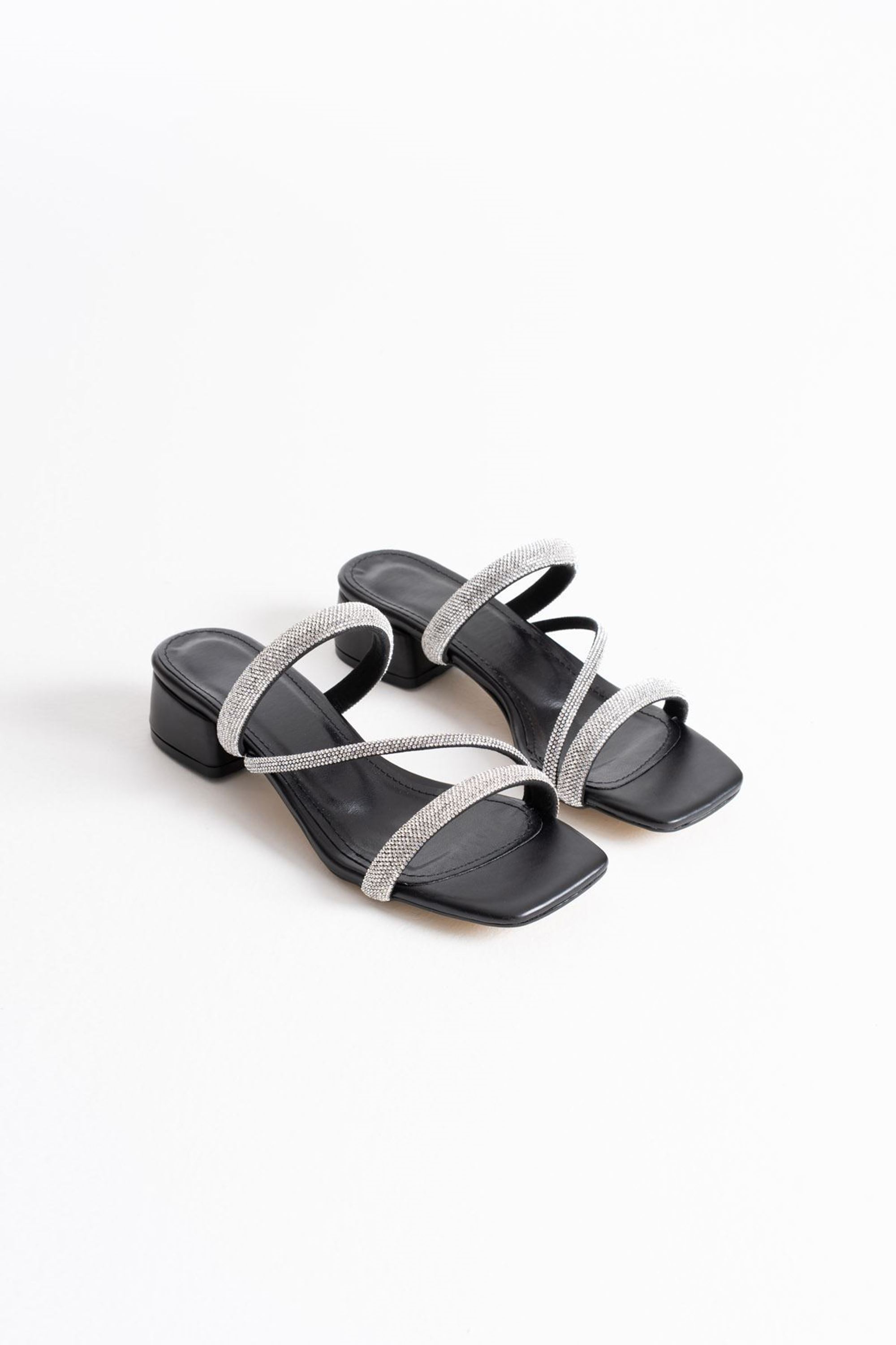 Lummie Kadın Taş Detaylı Şık Kalın Topuklu Terlik - Siyah