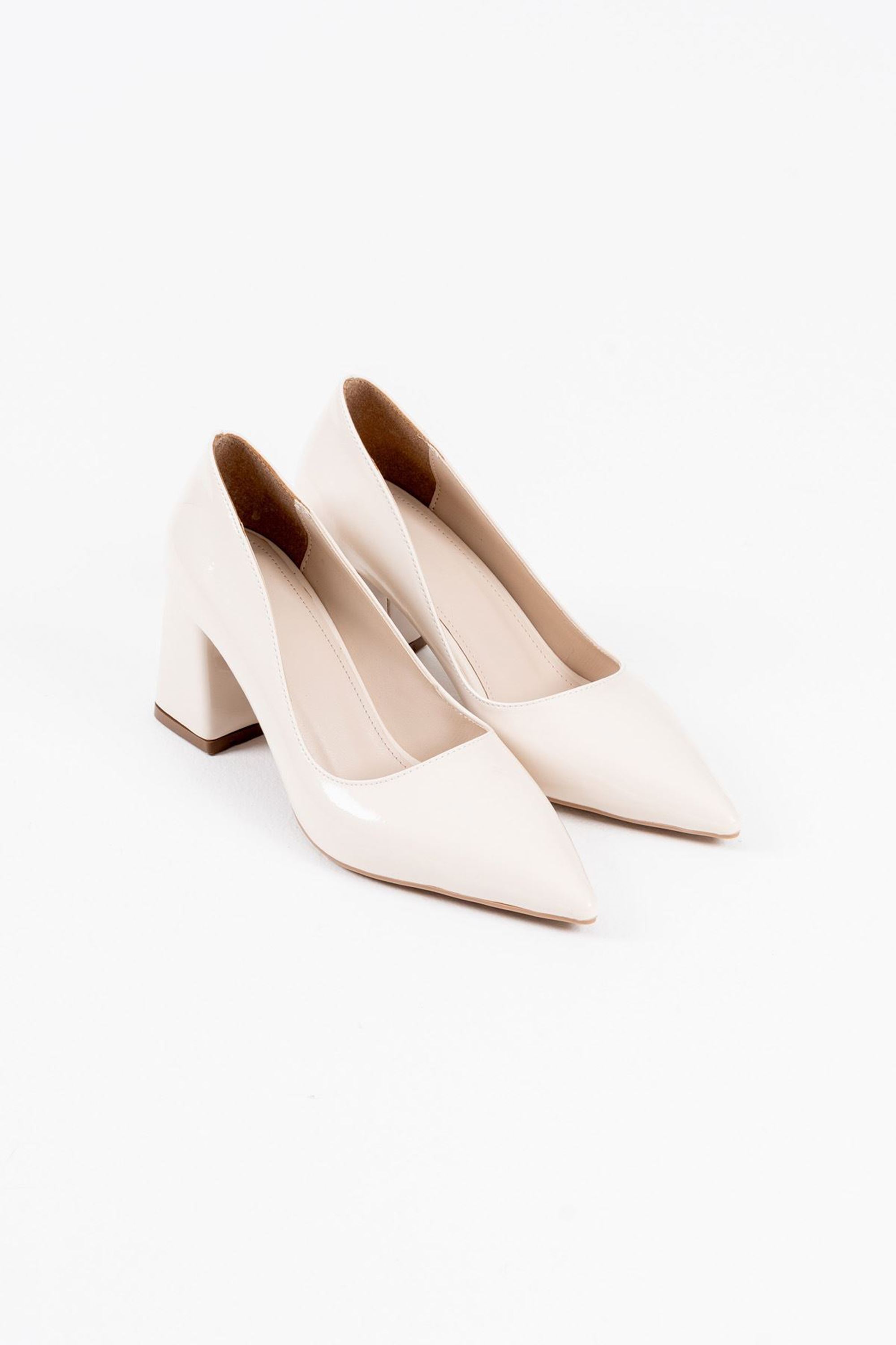 Eloura Kadın Rugan Klasik Kalın Topuklu Ayakkabı - Bej