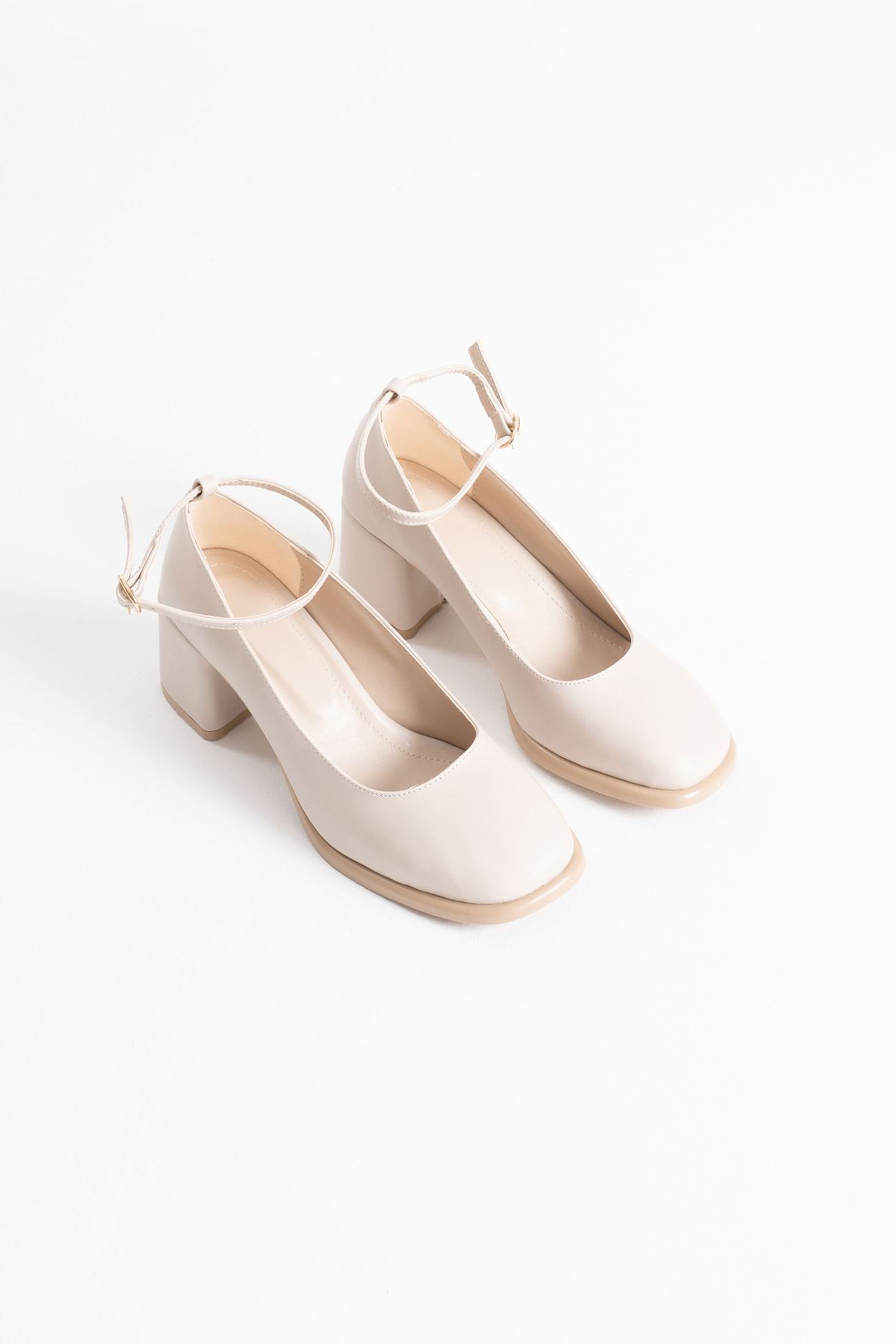 Norelle Kadın Sade Tasarım Cilt Kalın Topuklu Ayakkabı - Bej