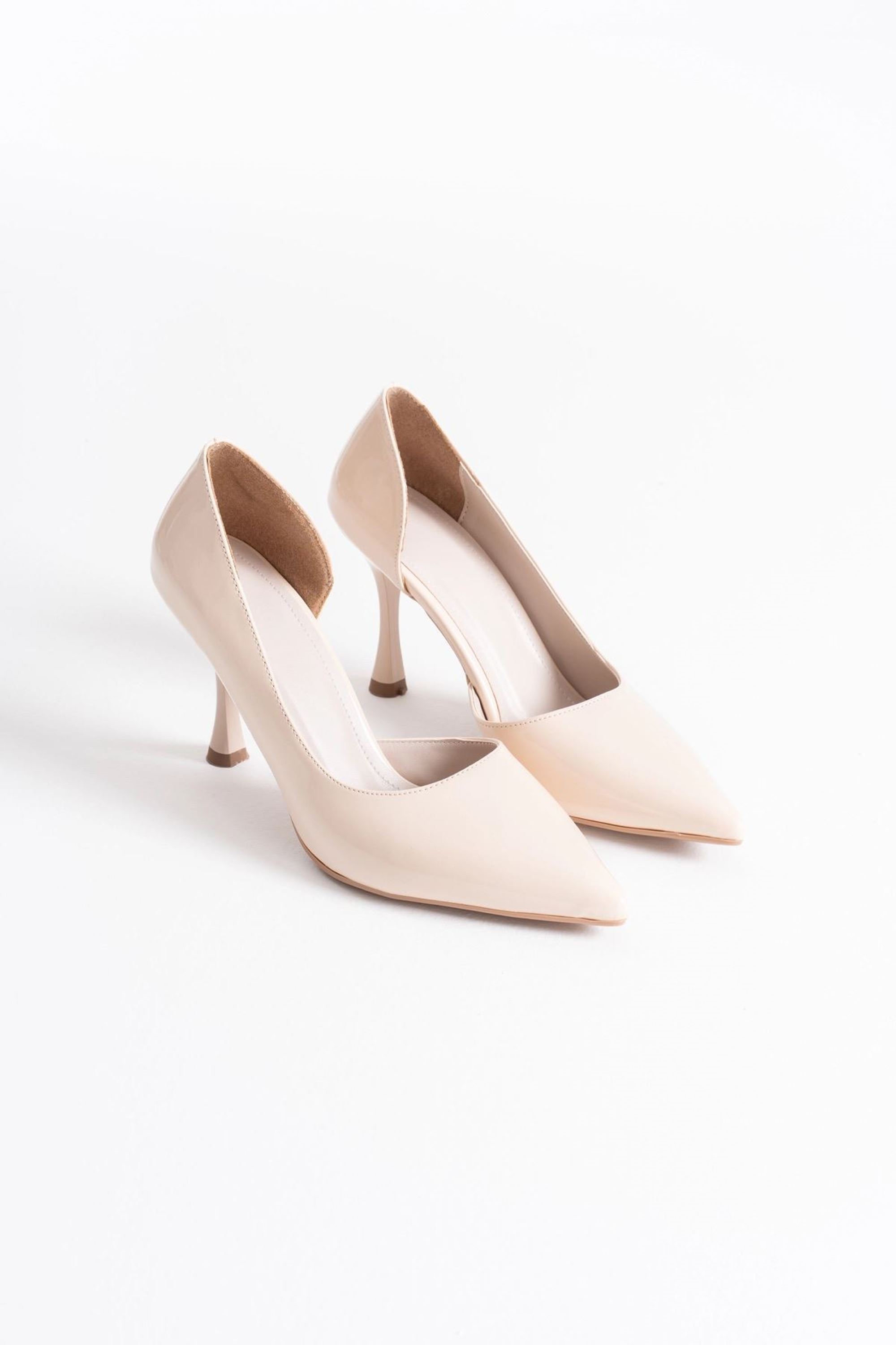 Mireya Kadın İnce Topuklu Klasik Rugan Stiletto Topuklu Ayakkabı - Bej