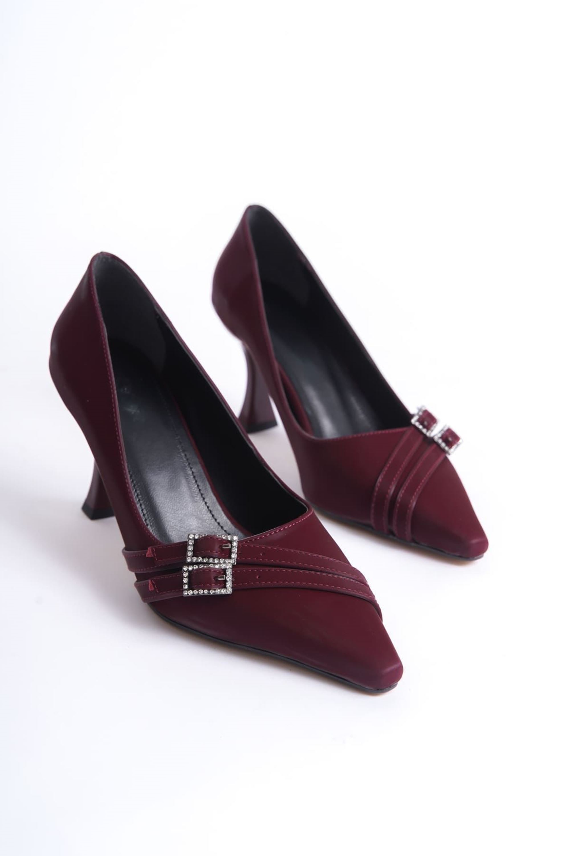 Clarie Kadın Şık Toka Detaylı Saten İnce Topuklu Ayakkabı Stiletto - Bordo