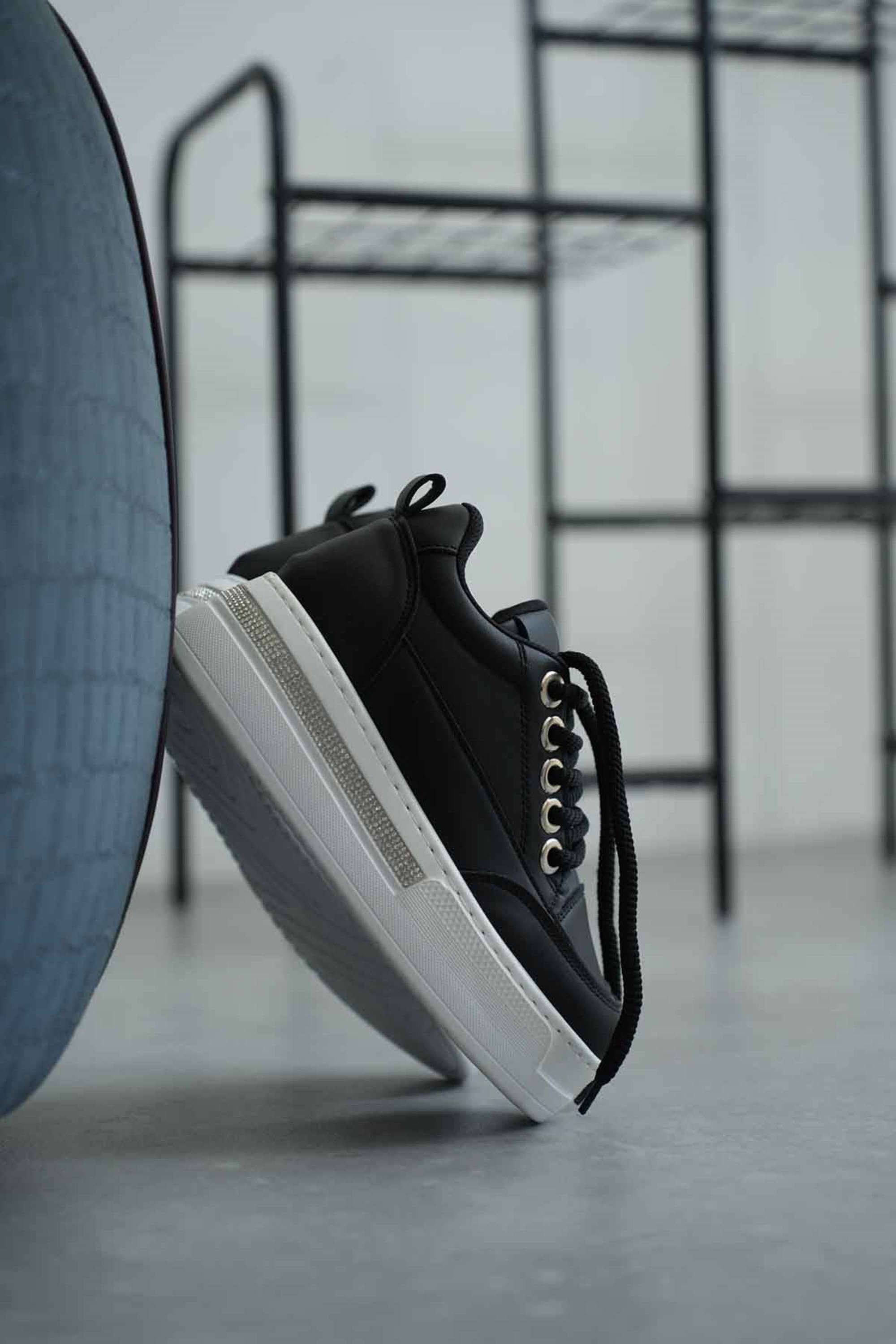 Zayro Kadın Boy Uzatan Gizli Topuklu Sneaker Spor Ayakkabı - Siyah / Beyaz Taban