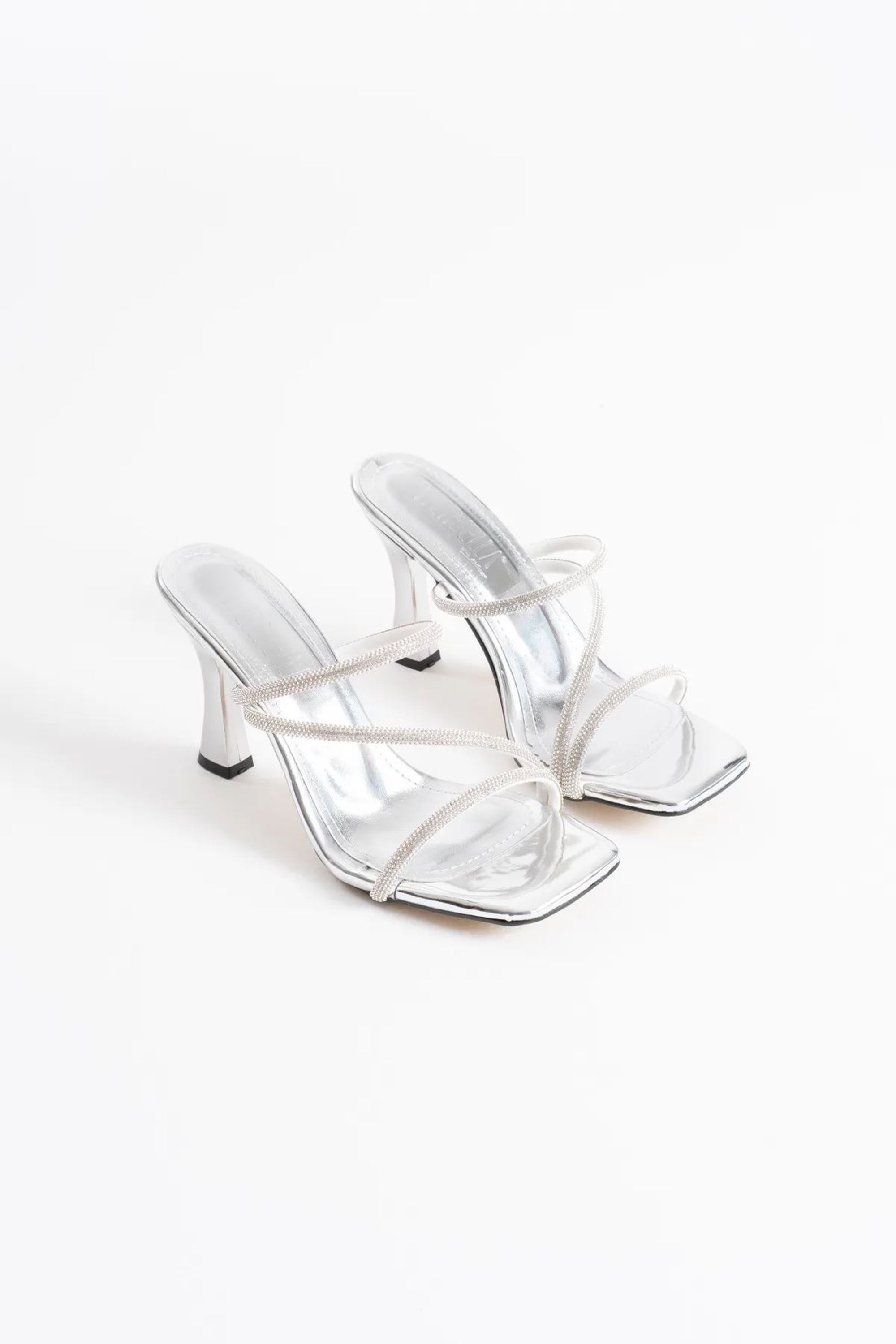 Aloura Kadın Taş Detaylı Abiye Topuklu Terlik - Gümüş