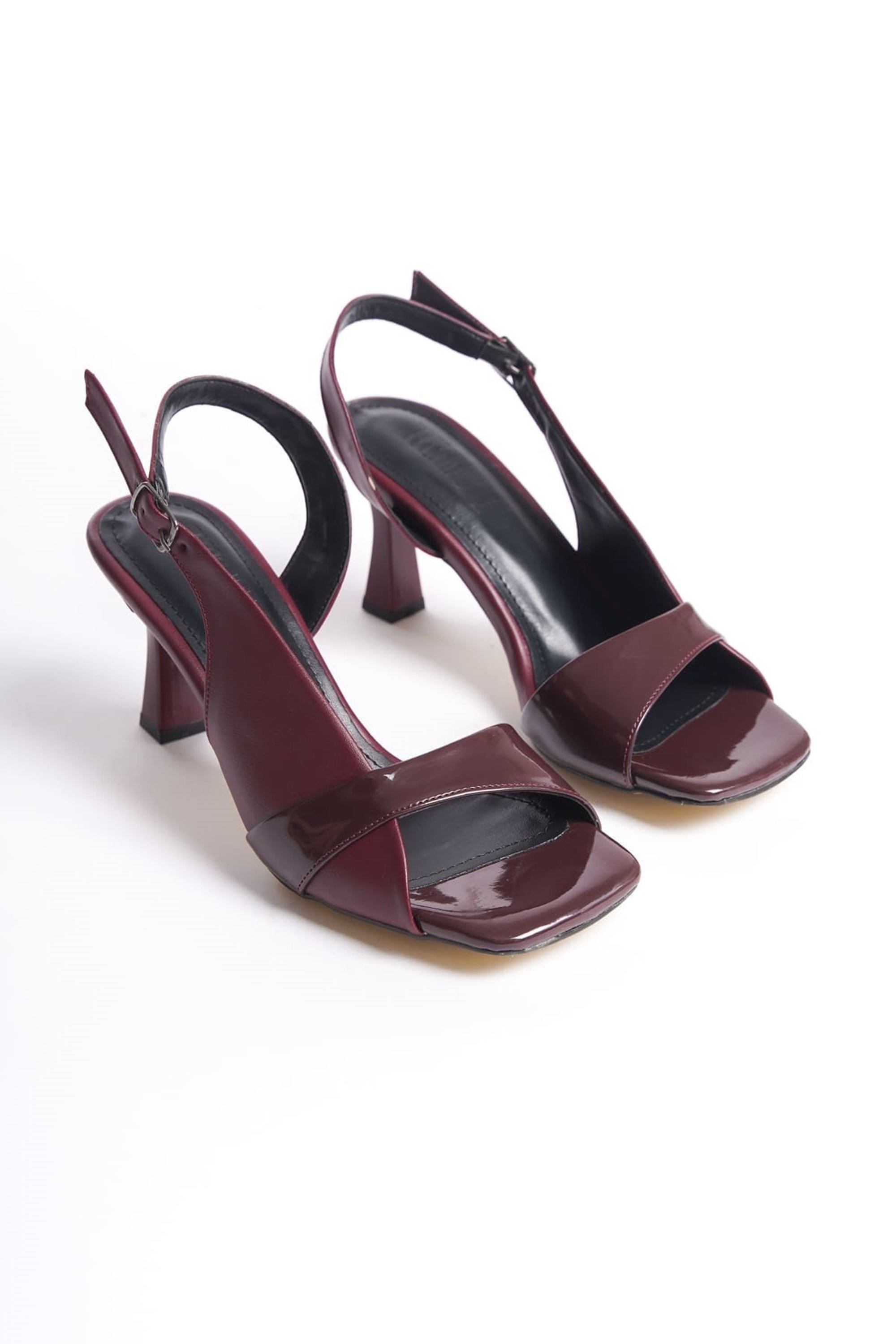 Essora Kadın Rugan Detaylı Klasik Topuklu Sandalet - Bordo