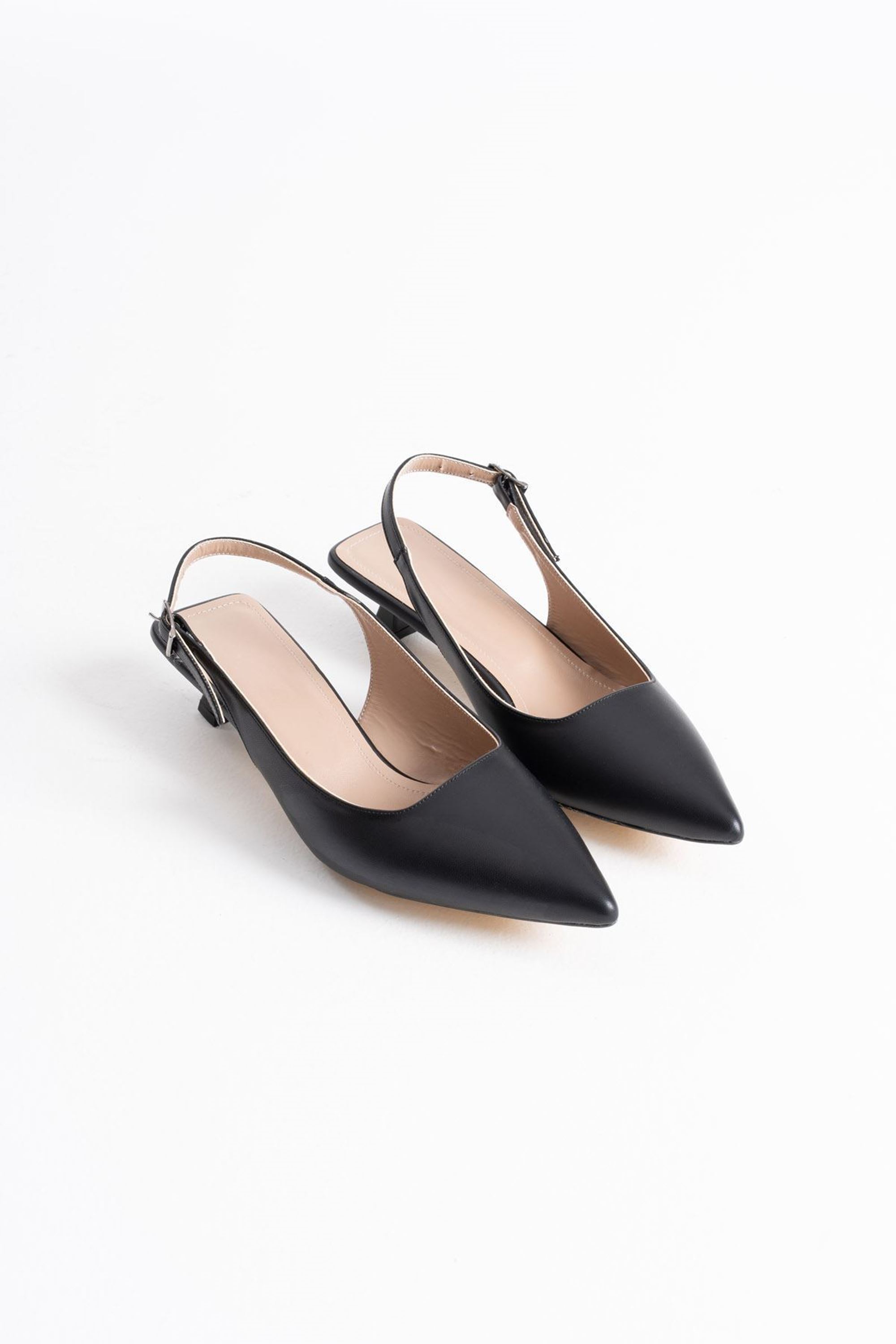 Avenel Kadın Klasik Düşük Topuklu Ayakkabı - Siyah