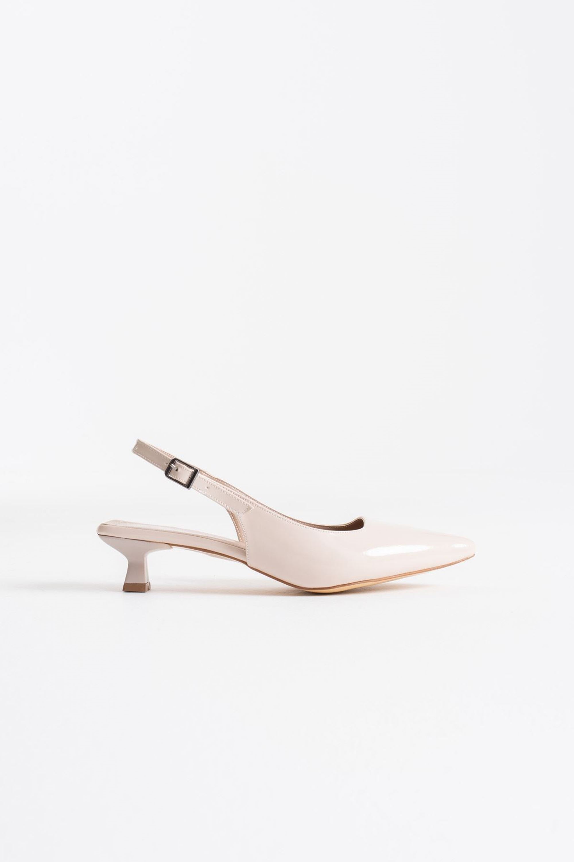 Avenel Kadın Rugan Klasik Düşük Topuklu Ayakkabı - Bej