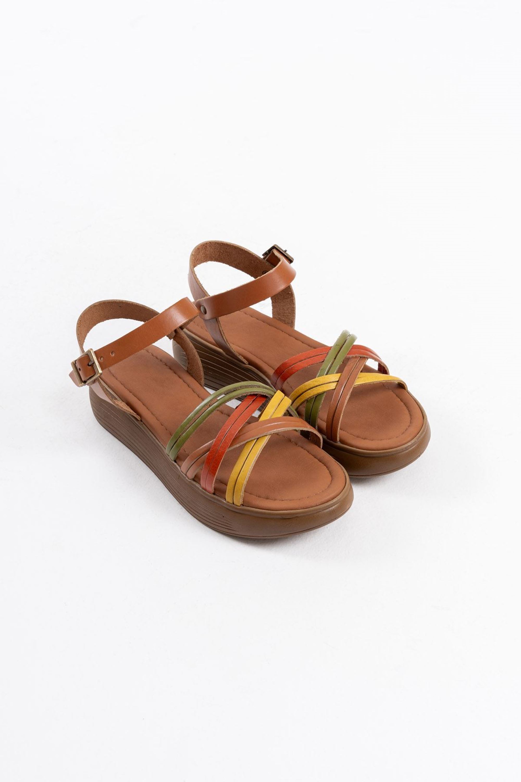 Novela Kadın Toka Detaylı Rahat Hafif Hakiki Deri Sandalet - Çok Renkli