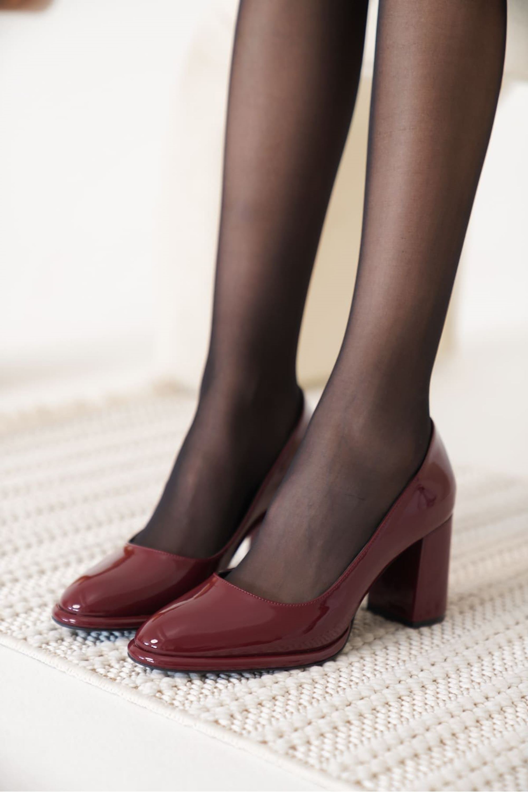 Aronna Kadın Rugan Klasik Kalın Topuklu Ayakkabı - Bordo