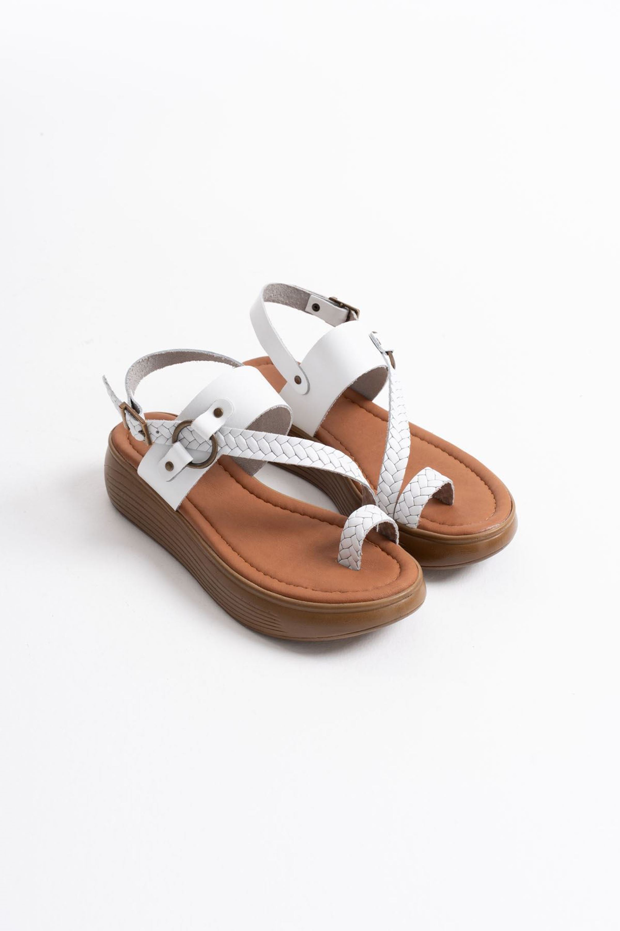 Almira Kadın Kalın Tabanlı Rahat Hakiki Deri Sandalet - Beyaz