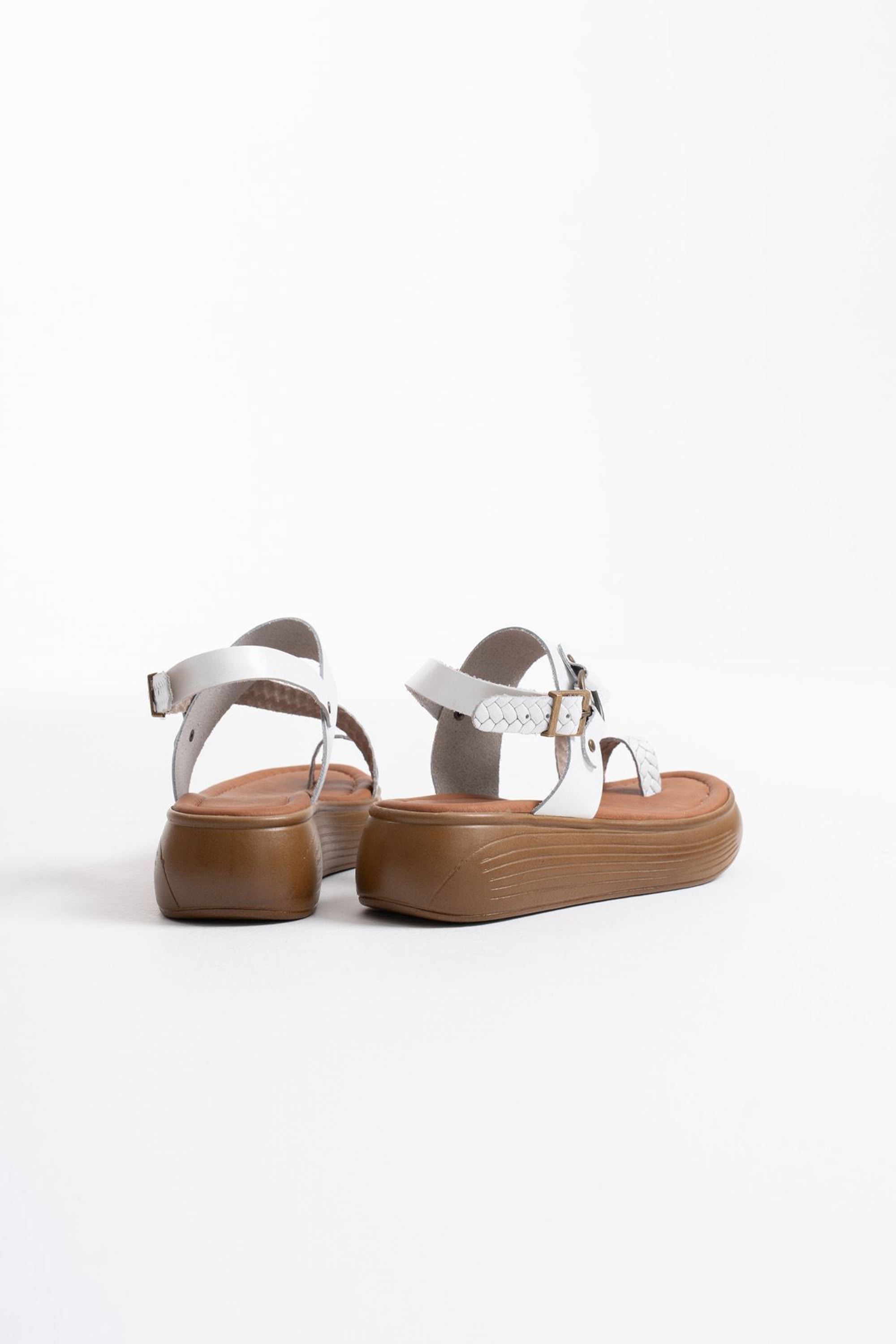 Almira Kadın Kalın Tabanlı Rahat Hakiki Deri Sandalet - Beyaz