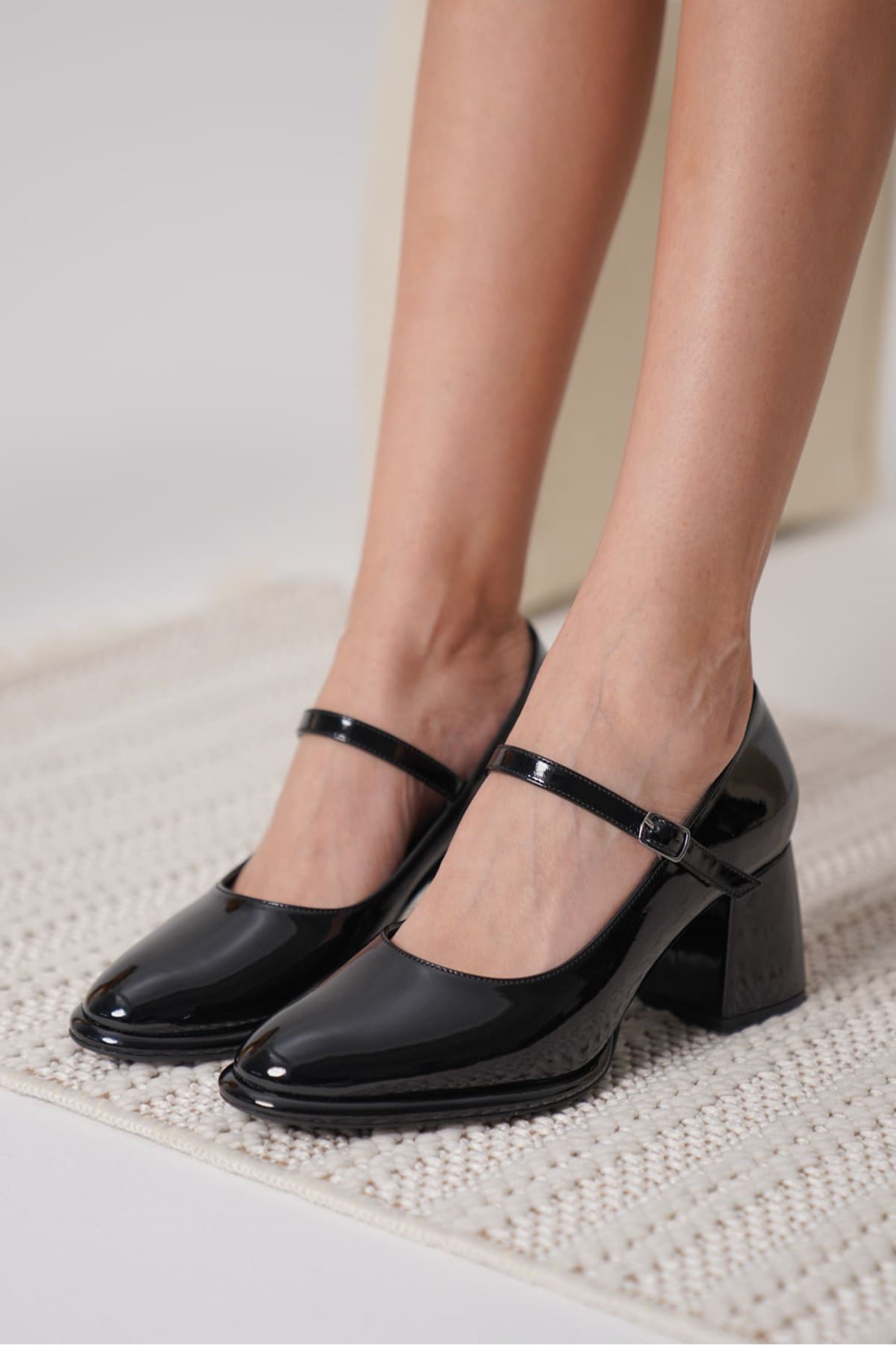 Camire Kadın Rugan Klasik Kalın Topuklu Ayakkabı - Siyah