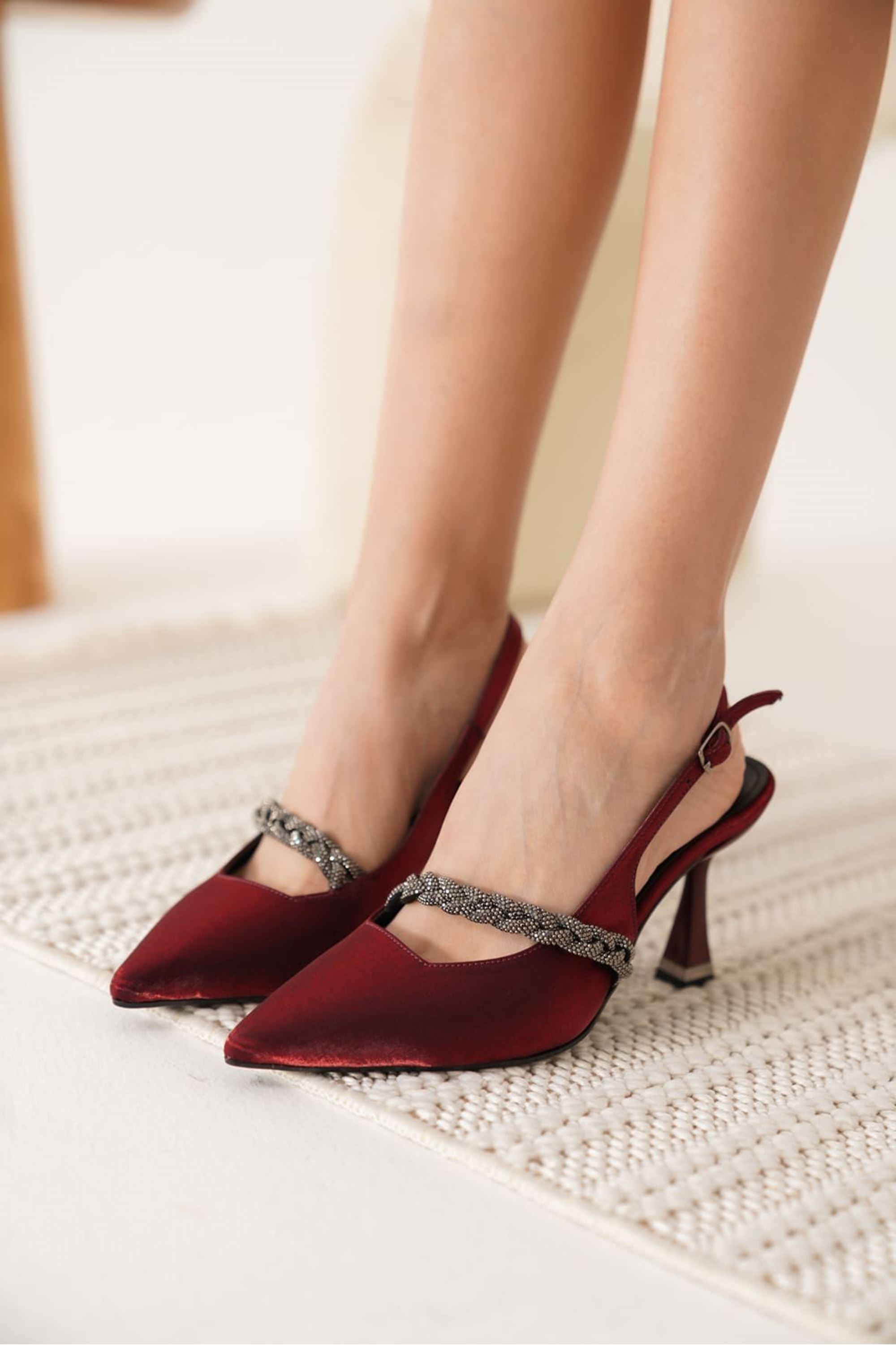 Sofina Kadın Taş Detaylı Abiye Topuklu Ayakkabı - Kırmızı