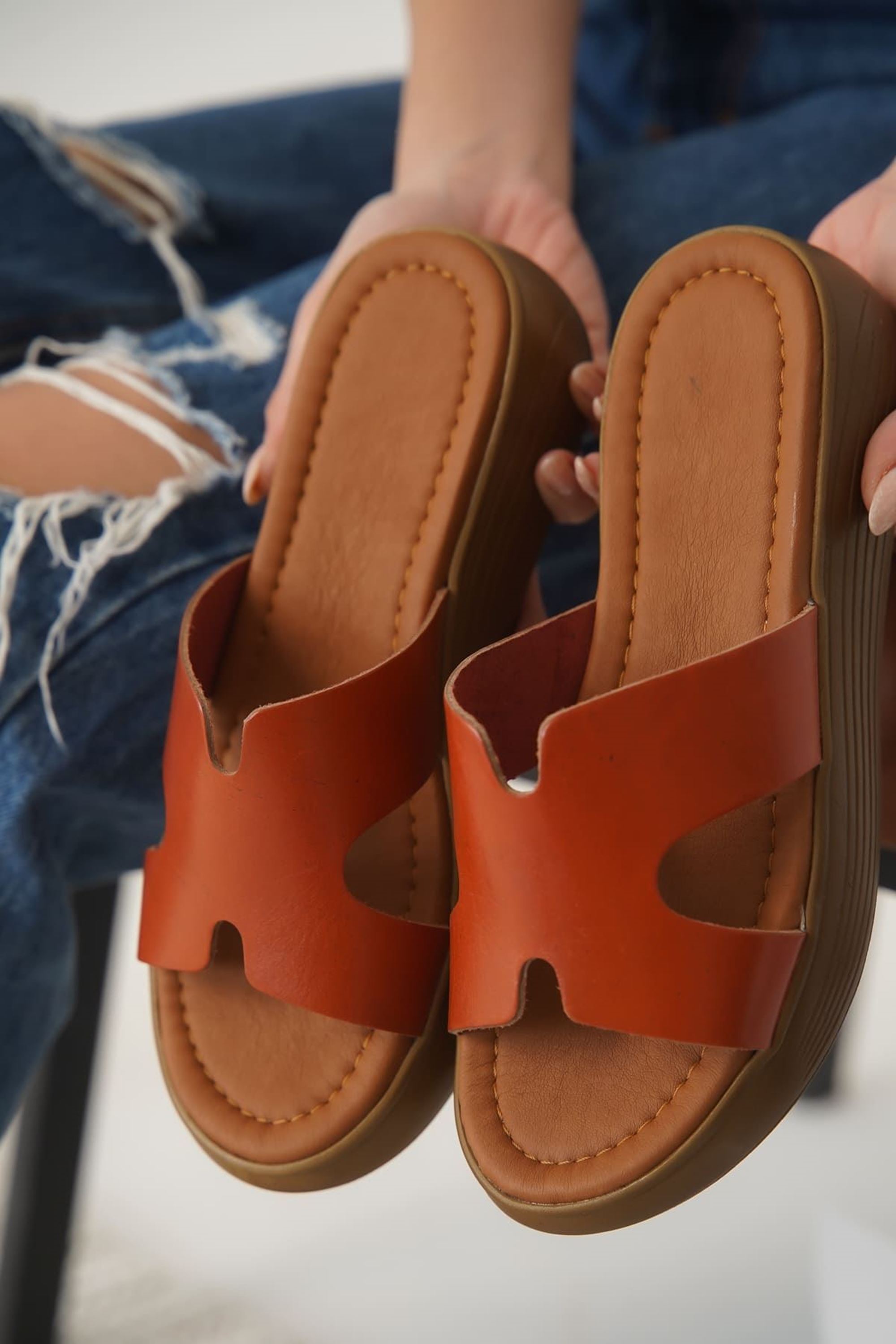 Elvish Kadın Hafif Rahat Yazlık Hakiki Deri Terlik - Kiremit