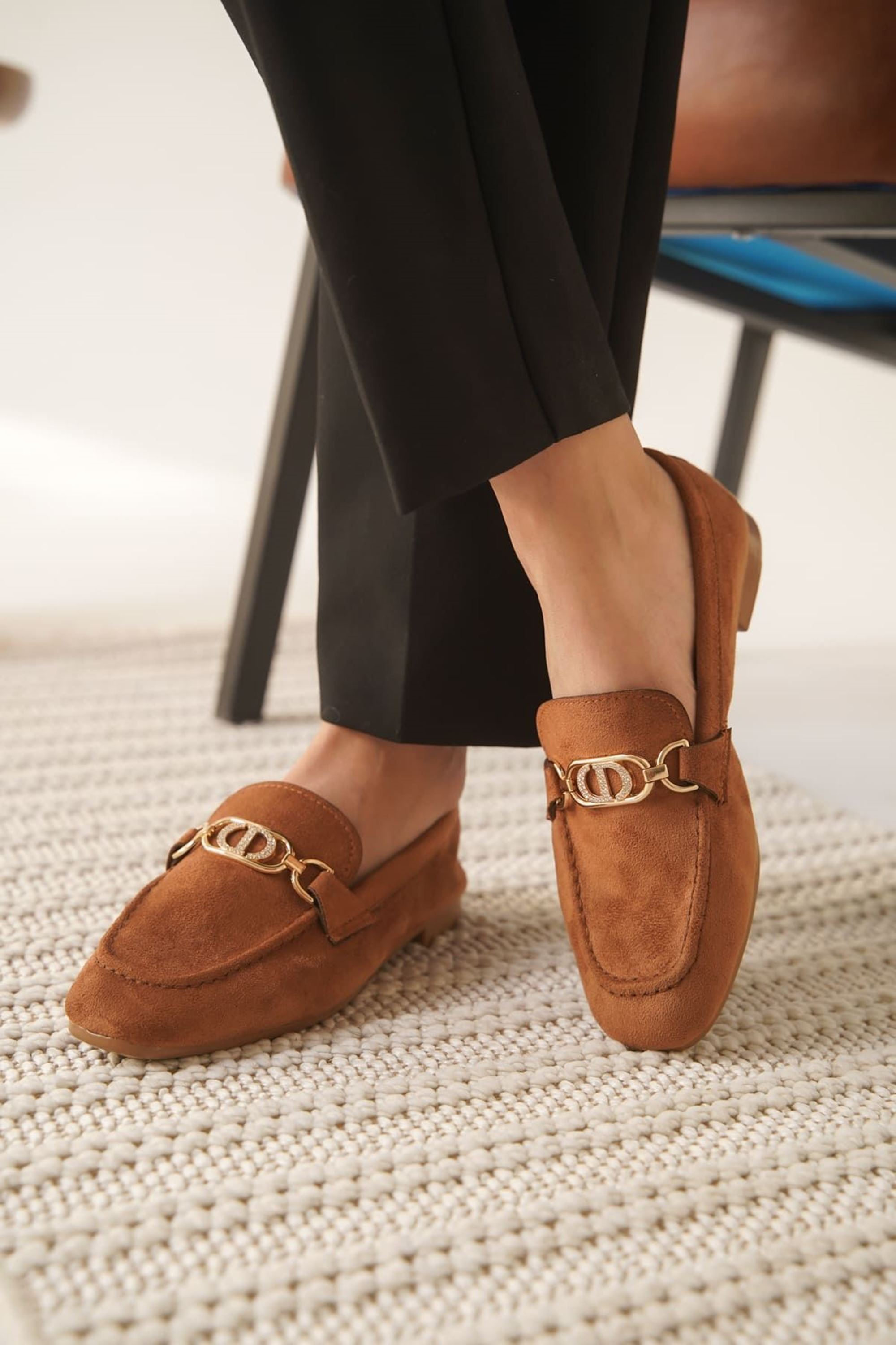 Lurose Kadın Süet Şık Toka Detaylı Günlük Loafer Ayakkabı - Taba