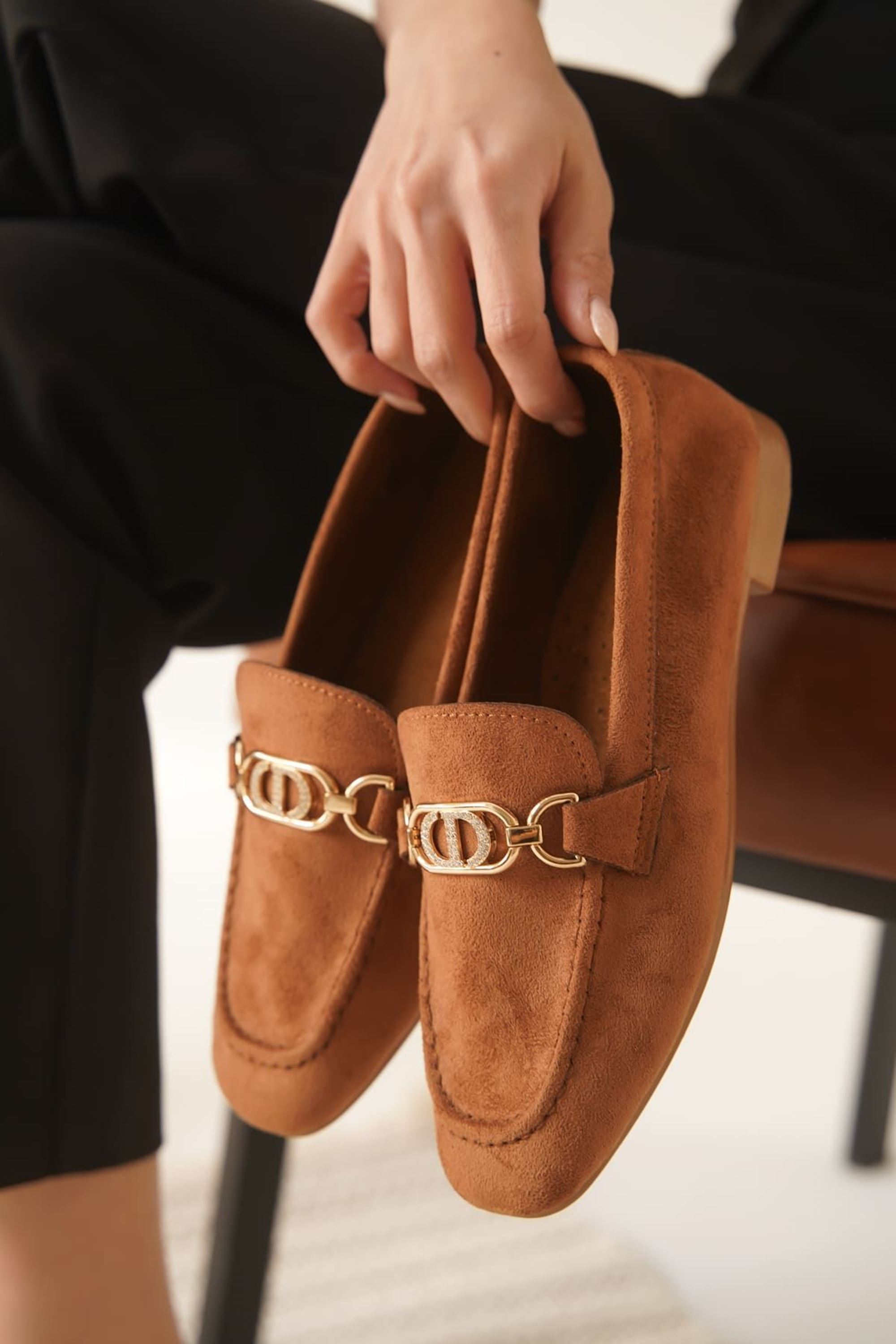 Lurose Kadın Süet Şık Toka Detaylı Günlük Loafer Ayakkabı - Taba