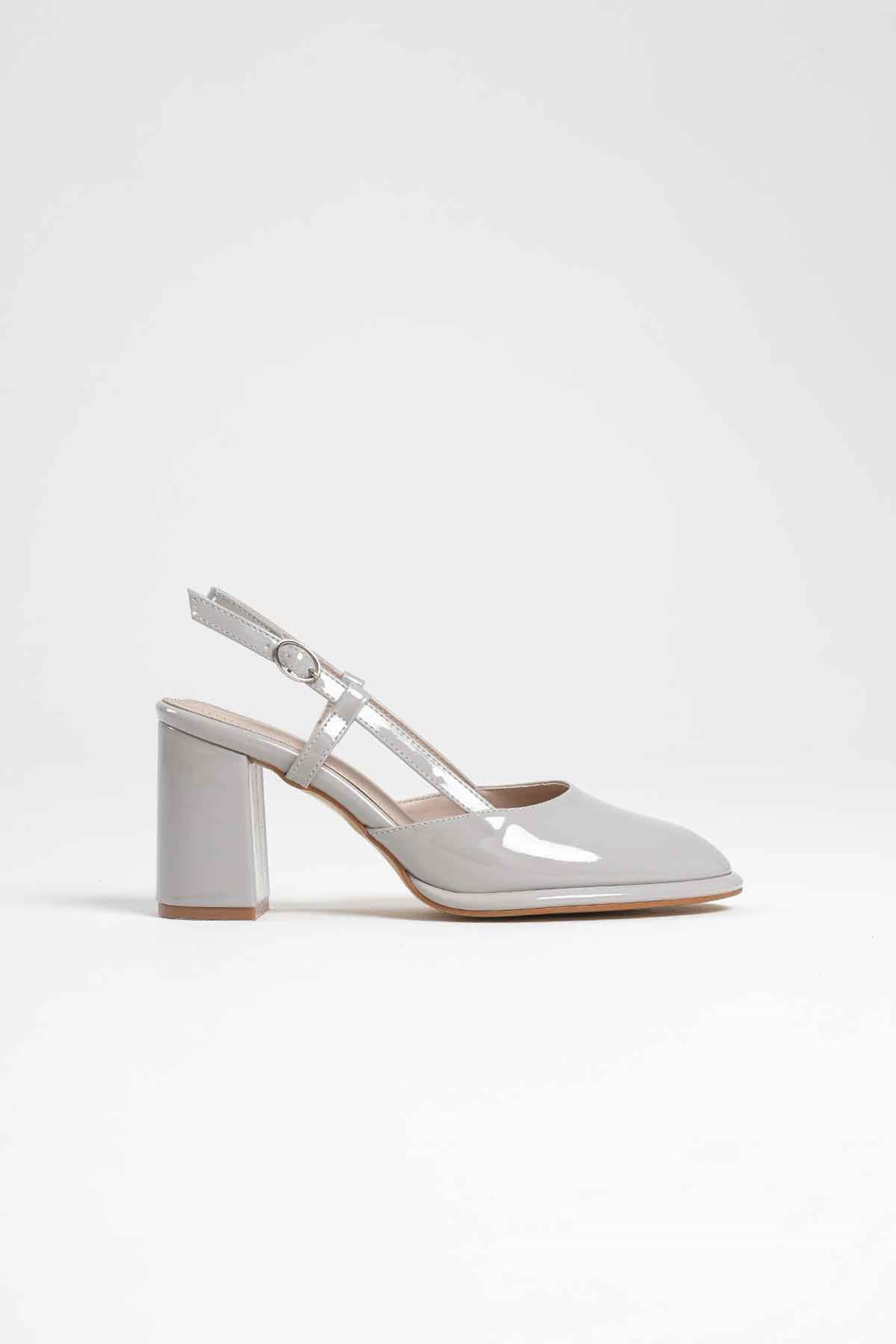 Zevica Kadın Rugan Klasik Kalın Topuklu Ayakkabı - Gri