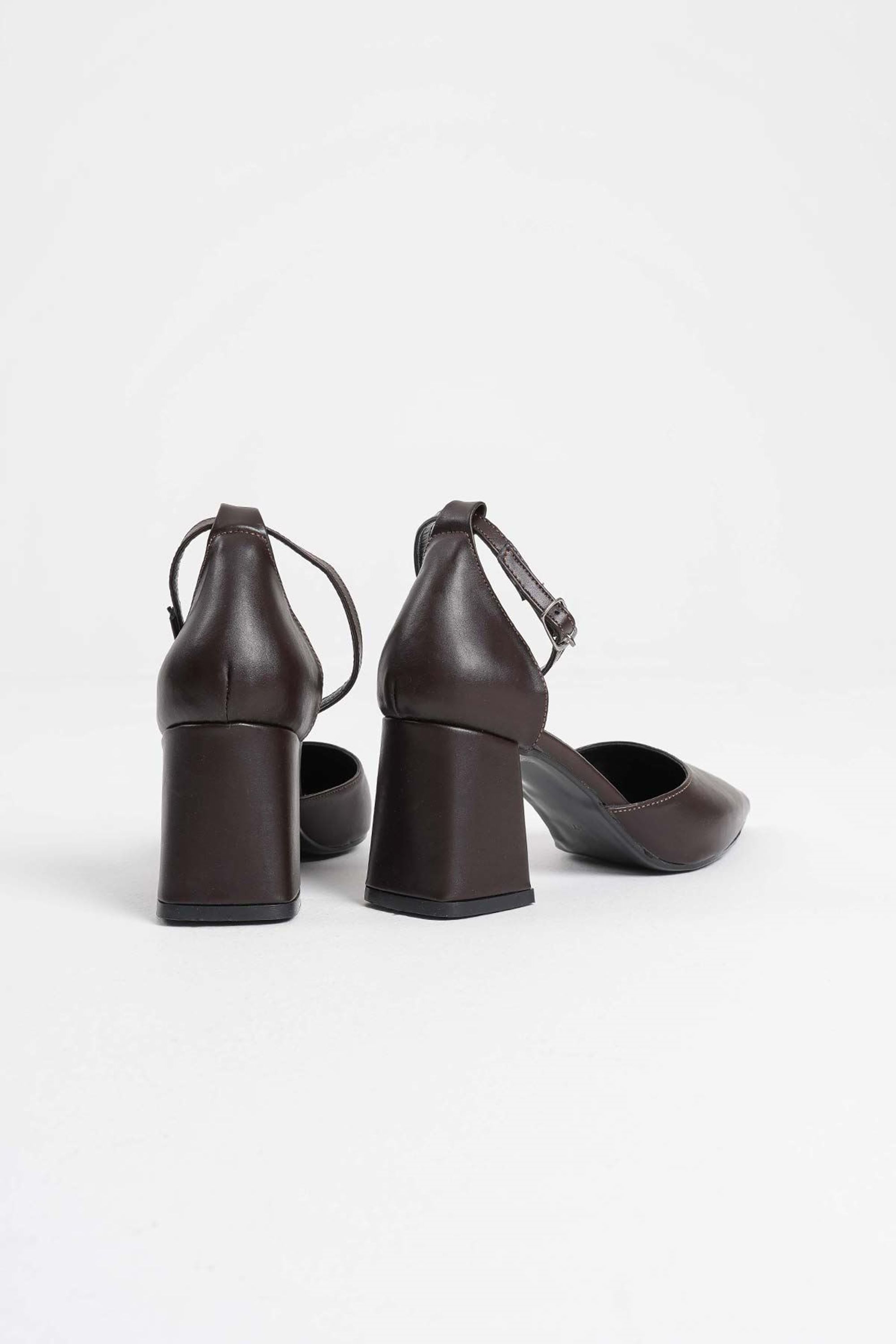 Marisse Kadın Kelepçe Detaylı Kalın Topuklu Ayakkabı - Acı Kahve