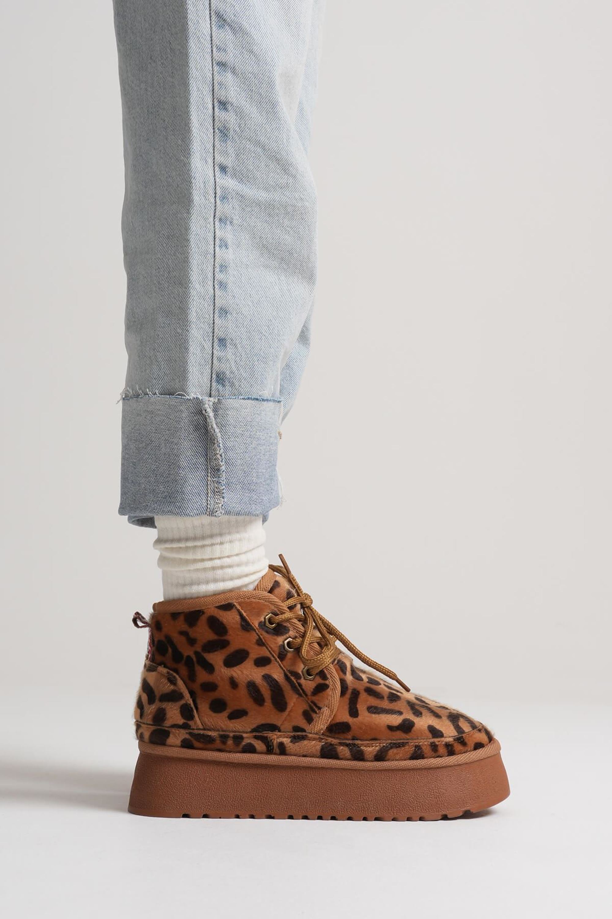 Lunovar Kadın Suya Dayanıklı Süet İçi Kürklü Kalın Tabanlı Bot - Leopar