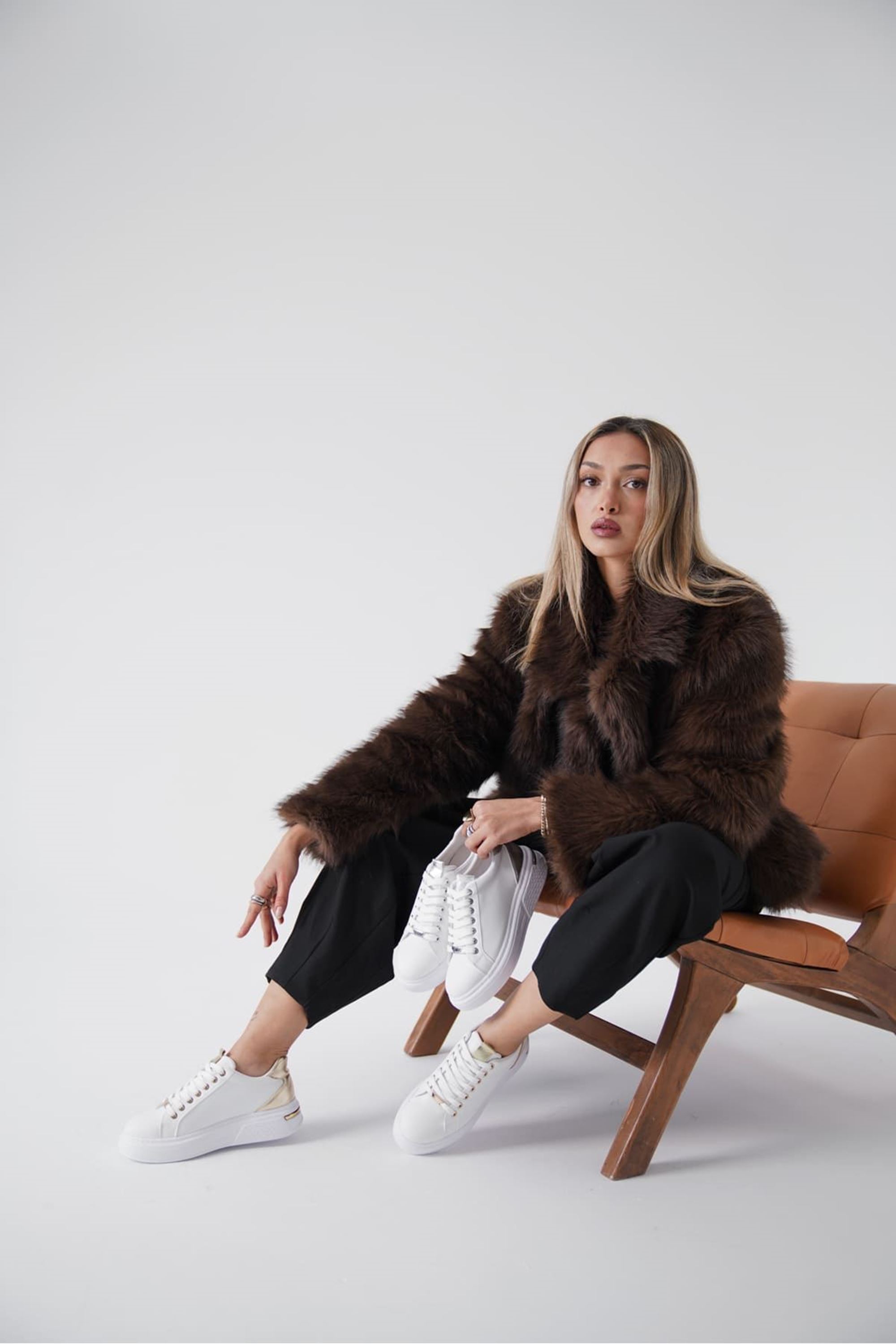 Movix Kadın Altın Detaylı Spor Ayakkabı Sneaker - Beyaz