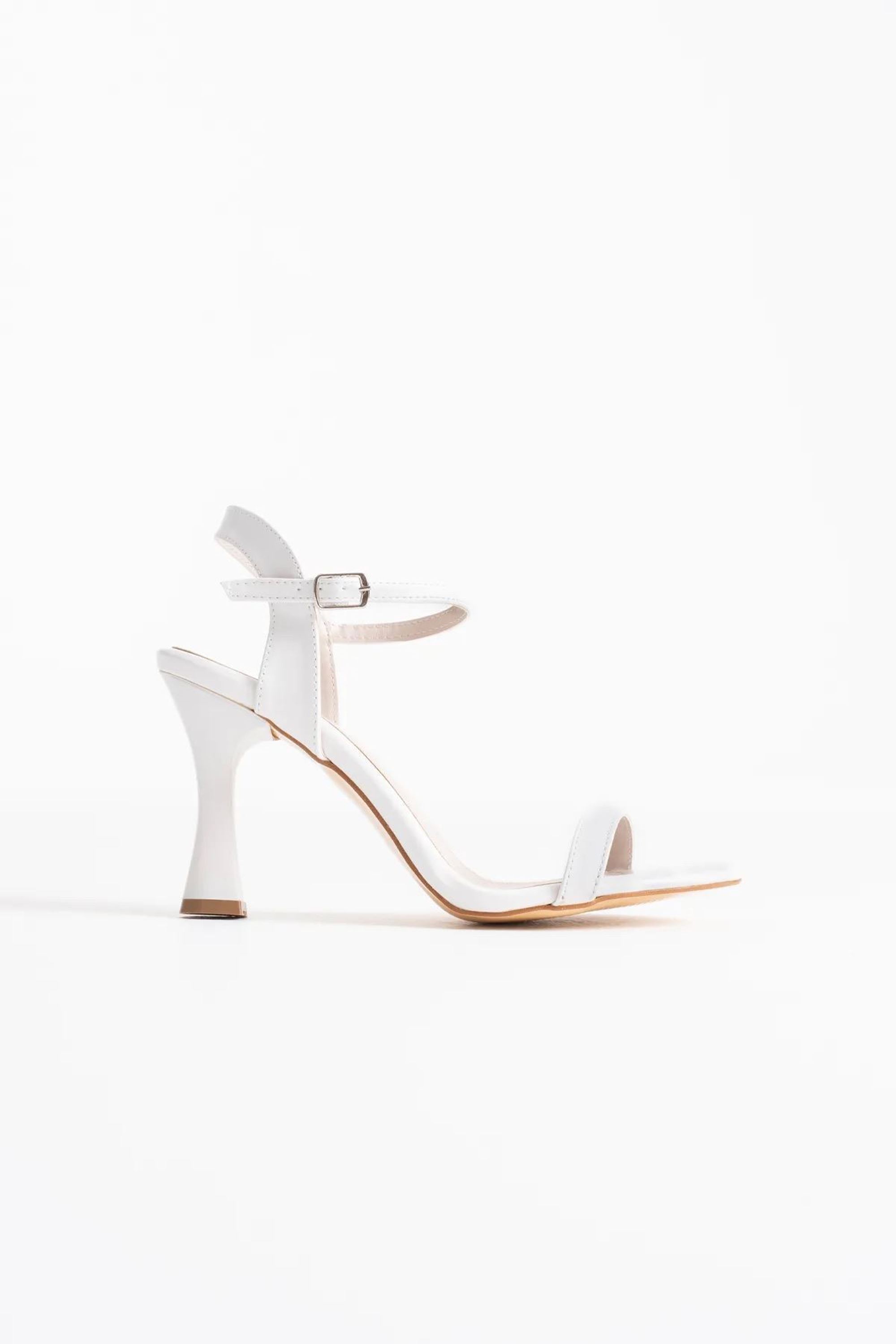 Karen Kadın Beyaz Tek Bant Sandalet